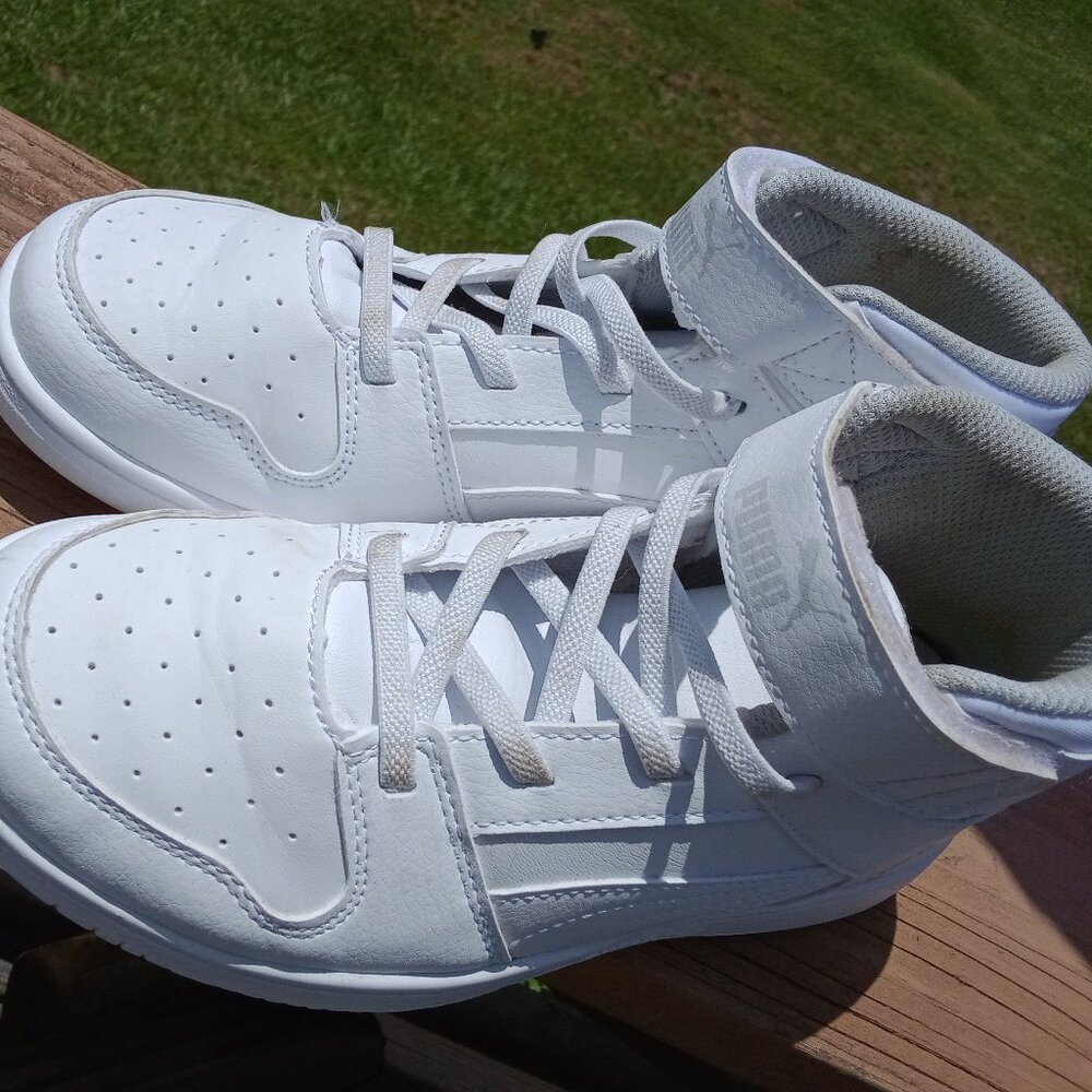 Girl's Hightop Pumas